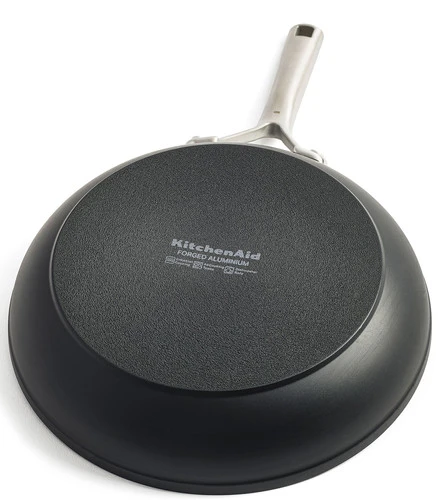KitchenAid Forged Hardened Aluminium Koekenpannenset 20 + 24 + 28 Cm 7 KitchenAid Forged Hardened Aluminium Koekenpannenset 20 + 24 + 28 Cm - Afbeelding 5