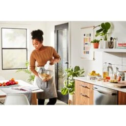 KitchenAid Cordless 7-Speed Hand Mixer With Turbo Beaters II In White -Kitchenaid KitchenAid Cordless 7 Speed Hand Mixer with Turbo Beaters II in White 2