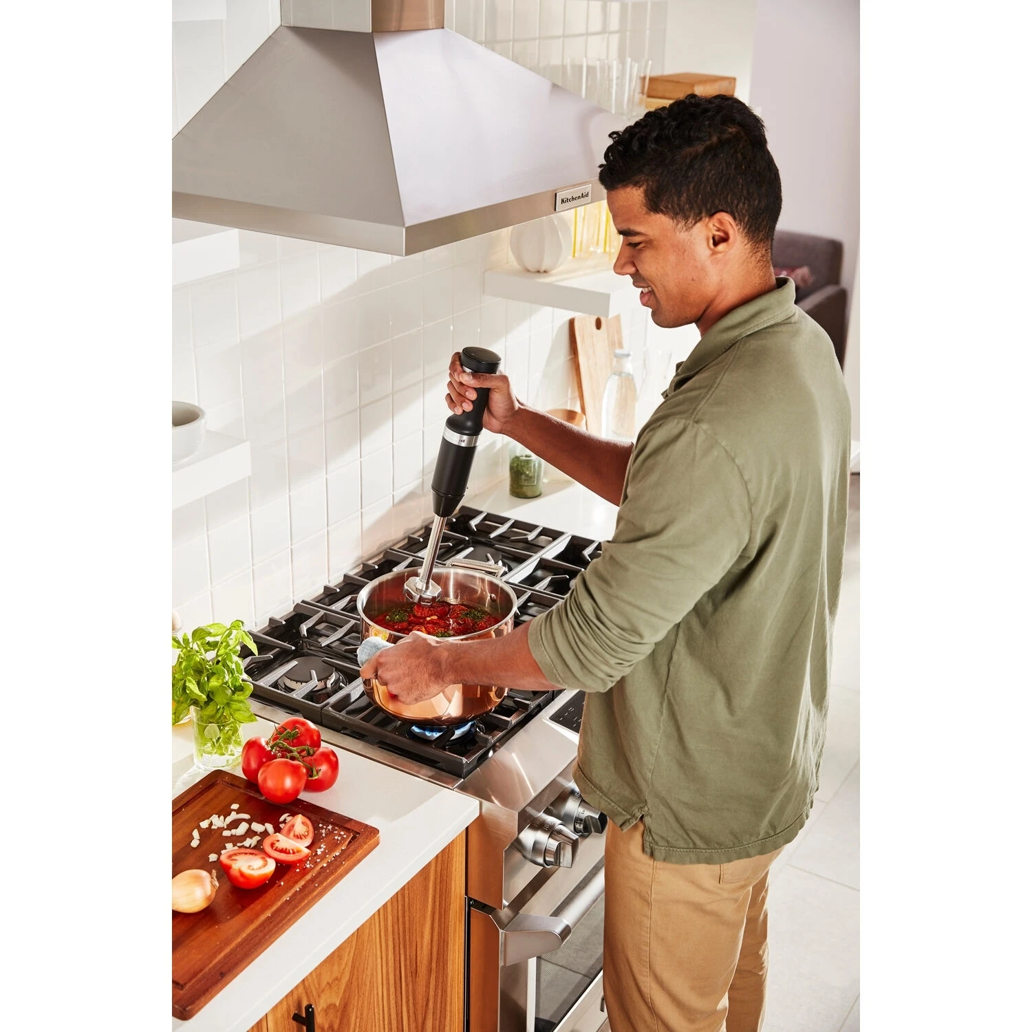 KitchenAid Cordless Variable-Speed Immersion Blender In Black Matte With Blending Jar 5 KitchenAid Cordless Variable-Speed Immersion Blender In Black Matte With Blending Jar - Afbeelding 3