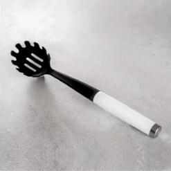 KitchenAid Spaghettilepel Classic - Wit 7 KitchenAid Spaghettilepel Classic - Wit -Kitchenaid KitchenAid lyzka kuchenna CLASSIC KCG005OHWHE 5057982066437